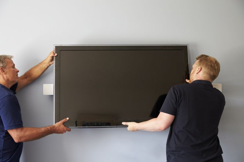 Local Flatscreen Tv Mounting pros at work